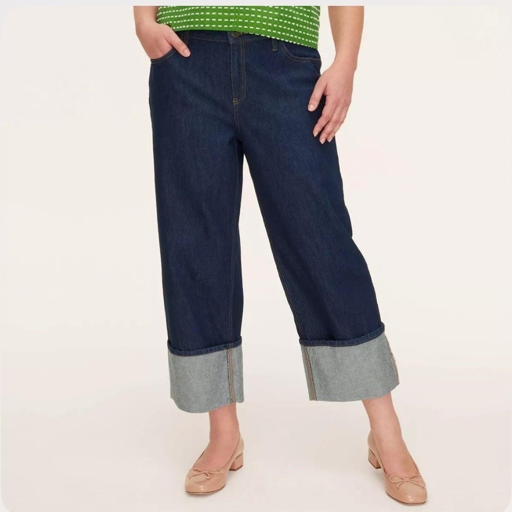 NEW 22 Kate Spade Blue Straight Leg
Fold Over Cuff Hem
Classic Jeans